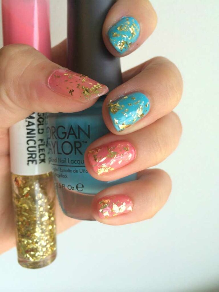 How do you do gradient sparkle nails?