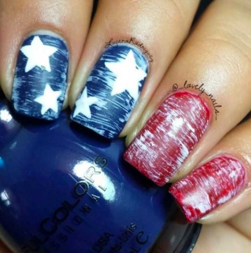 How do you paint your nails for 4th of July?