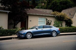 How To Manage Your Extra Vehicles In A Move