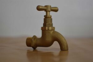 Wholesale vs. Direct Suppliers for Your Plumbing Business: Which Is the Right Fit?