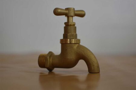 Wholesale vs. Direct Suppliers for Your Plumbing Business: Which Is the Right Fit?