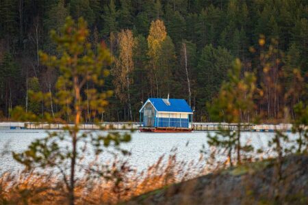 What to Consider When You Want to Live by Water