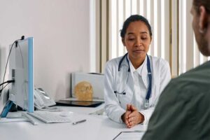 4 Serious Health Symptoms You Should Never Ignore Serious Health Symptoms You Should Never Ignore